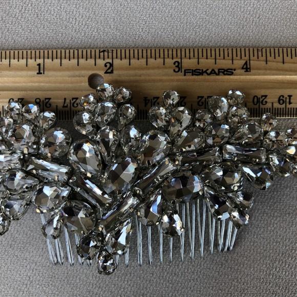 NEVER WORN: Custom Rhinestone Bridal Hair Comb main image 2